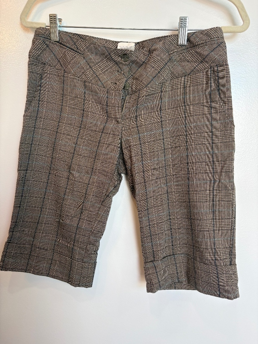 Plaid High-Waisted Bermuda Shorts